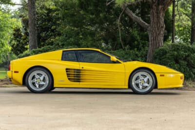 91万2500ドル(邦貨換算約1億3430万円)で落札されたフェラーリ「F512M」(C)Courtesy of RM Sotheby's