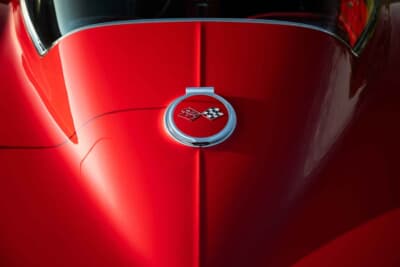 24万800ドル（邦貨換算約3580万円）で落札されたシボレー「コルベット スティングレイ 427」C）Courtesy of RM Sotheby's