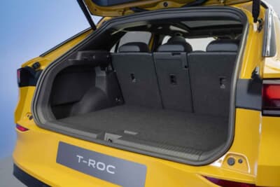 フォルクスワーゲンT-Roc：475Lのラゲッジ容量は従来型の30L増で使い勝手に優れる