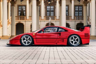 1100万5000ドル（邦貨換算約16億3600万円）で落札されたフェラーリ「F40コンペティツィオーネ」（C）Courtesy of RM Sotheby's