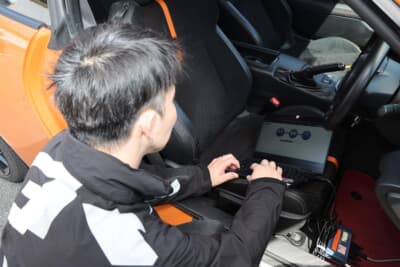 アプライドAにGR86 PERFORMANCE SOFTWAREを書き込むのは、20分弱で行うことができた。この短時間で走りがリフレッシュされると思うとワクワクする