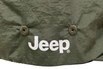 Jeepラングラー アンリミテッド スポーツ ’41 エディション：成約プレゼントのJEEP®︎×POLeRキャップ＆バッグ＋キーホルダーセット