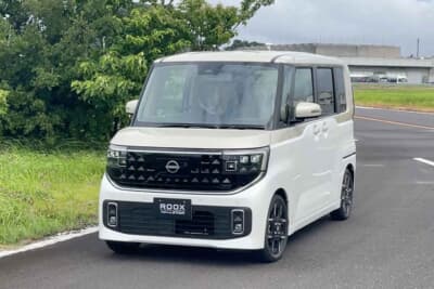 日産ルークス：日産ルークス：デザインには「かどまる四角」というキャッチフレーズが冠され、いたるところに採用されている