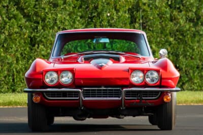 24万800ドル（邦貨換算約3580万円）で落札されたシボレー「コルベット スティングレイ 427」C）Courtesy of RM Sotheby's