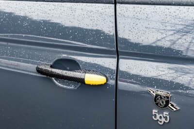 APF595：内外のカーボンパーツはラ・ヴォーノ製