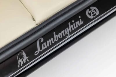 52万7500ドル（邦貨換算約7810万円）で売却されたランボルギーニ「カウンタック 25thアニバーサリー」（C）Courtesy of Broad Arrow