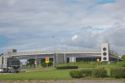 北陸道をまたいで日本海にある海浜公園に行ける