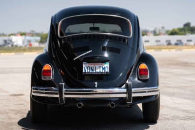 33万5000ドル（邦貨換算約4940万円）で落札されたフォルクスワーゲン「ビートル リムジン」C）Courtesy of RM Sotheby's