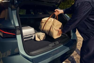 プジョー308：高い実用性で人気のステーションワゴンモデルの308SW