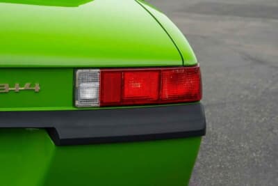 オークション終了後に6万4400ドル（邦貨換算約950万円）で販売されたポルシェ「914」（C）Courtesy of Broad Arrow