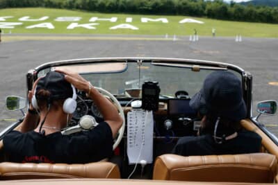 ほとんどの車両がカウントダウン装置を装着しているが、アナログなメモも残している。ロストした時など、咄嗟の時に役に立つのだろう