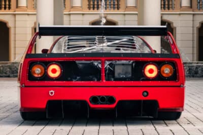 1100万5000ドル（邦貨換算約16億3600万円）で落札されたフェラーリ「F40コンペティツィオーネ」（C）Courtesy of RM Sotheby's