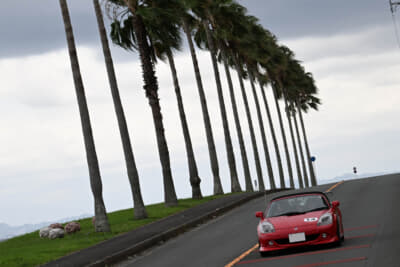 この週末、明け方に雨は降ったものの、日中は落ち着いた天候となり、気温も落ち着いており、まさにこのスカベンジャーラリーにぴったりな気候となった