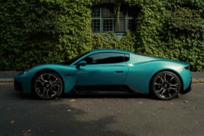 マセラティMCプーラ:新色のAIアクアレインボーがラグジュアリーさを訴求する