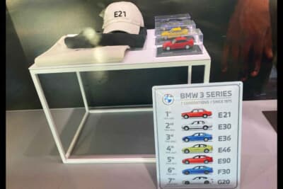 BMW Welt内のショーウィンドウも3シリーズ推しに