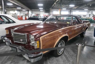 1979年 フォード ランチェロ：フォードが生産していた、乗用車ベースの2ドアピックアップトラック。代によってサイズが上下したが、写真の第7世代はミディアムサイズだ。1979年式が最終モデルとなる