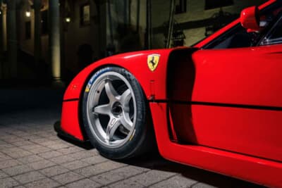1100万5000ドル（邦貨換算約16億3600万円）で落札されたフェラーリ「F40コンペティツィオーネ」（C）Courtesy of RM Sotheby's