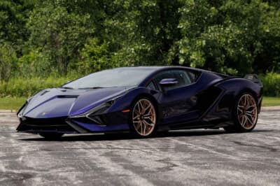 237万ドル（邦貨換算約3億4880万円）で落札されたランボルギーニ「シアン FKP37」（C）Courtesy of RM Sotheby's