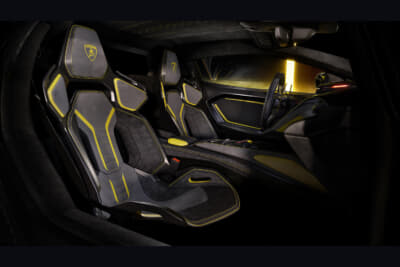 ランボルギーニ フェノメノ：カーボンファイバーのキャビンとシートはフェノメノ専用設計