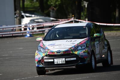 No.137 C&A Racing クジラの群れアクア（三好正浩／小林一貴組）