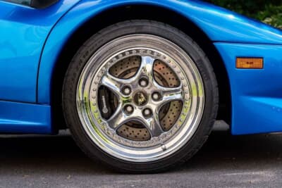 57万5000ドル（邦貨換算約約8480万円）で現在も販売中のランボルギーニ「ディアブロ SV モントレーエディション」（C）Courtesy of Broad Arrow