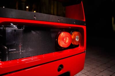 1100万5000ドル（邦貨換算約16億3600万円）で落札されたフェラーリ「F40コンペティツィオーネ」（C）Courtesy of RM Sotheby's