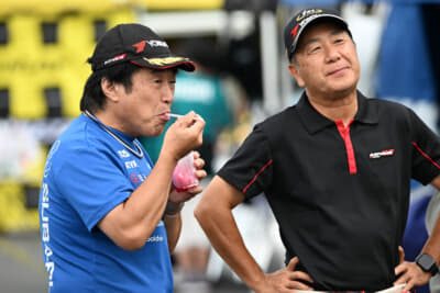 ラリー期間中ではないこともあり、各選手ものんびりこのイベントを楽しんでいた