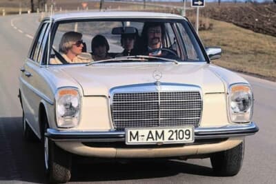 1968年、「ニュージェネレーション」のタイトルで登場した、初代コンパクトシリーズのW114/W115