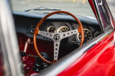 22万ドル(邦貨換算約3240万円)で落札されたアルファ ロメオ「ジュリア スプリントGTA」(C)Courtesy of RM Sotheby's