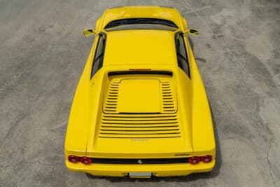 91万2500ドル(邦貨換算約1億3430万円)で落札されたフェラーリ「F512M」(C)Courtesy of RM Sotheby's