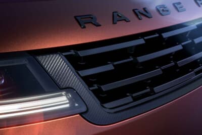 レンジローバー スポーツSVカーボン：カーボンカスタマイズなギミックの数々