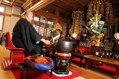 2023年ＣＡＲトップの取材で撮影したときの小西さん。僧侶をしている証拠写真です（撮影：増田貴広）