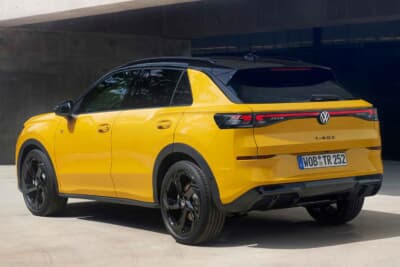フォルクスワーゲンT-Roc：クーペのような流麗なシルエットのリアエンド