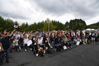 MCの星野奏さんとの「じゃんけん大会」では、豪華景品が当たる
