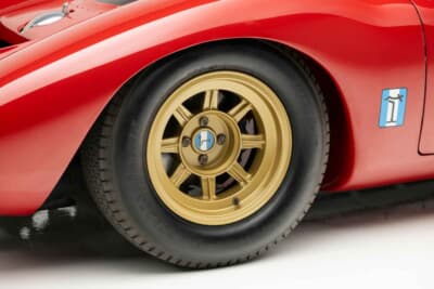 72万ドル（邦貨換算約1億700万円）で落札されたデ・トマソ「P70」C）Courtesy of RM Sotheby's