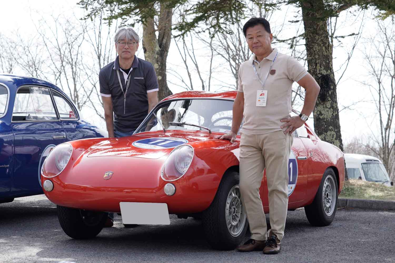 ダブルバブル」と呼ばれる稀少なアバルトでラリー参戦！公私ともに人と