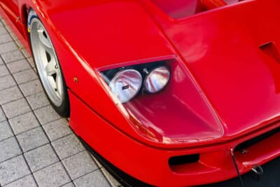 1100万5000ドル（邦貨換算約16億3600万円）で落札されたフェラーリ「F40コンペティツィオーネ」（C）Courtesy of RM Sotheby's