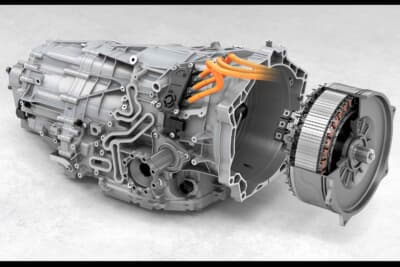 ポルシェ911ターボS:8速DCTと電動エグゾーストガスターボチャージャーのeターボを組み合わせる