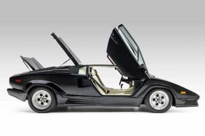 52万7500ドル（邦貨換算約7810万円）で売却されたランボルギーニ「カウンタック 25thアニバーサリー」（C）Courtesy of Broad Arrow