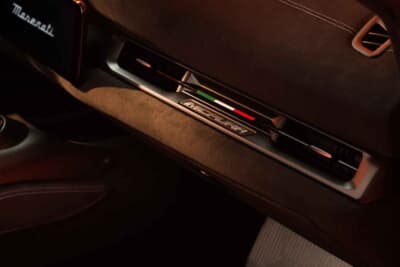 マセラティMCプーラ:純粋な情熱、純粋なラグジュアリーのマセラティDNAを受け継ぐインテリア