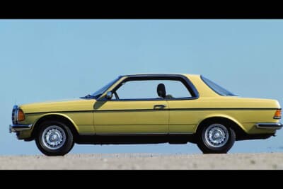 1977年3月には、スポーティでエレガントな4人乗りクーペが加わった