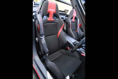 マツダ ロードスター：シートはRECARO SR-7とSR-7F