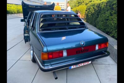 この3シリーズは初めてみました!