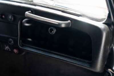 33万5000ドル（邦貨換算約4940万円）で落札されたフォルクスワーゲン「ビートル リムジン」C）Courtesy of RM Sotheby's