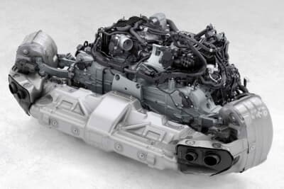 ポルシェ911ターボS:3.6L水平対向エンジンを搭載。システム出力で711ps、最大トルク800Nmを発揮