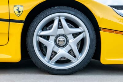 924万5000ドル（邦貨換算約13億6068万円）で落札されたフェラーリ「F50」（C）Courtesy of RM Sotheby's