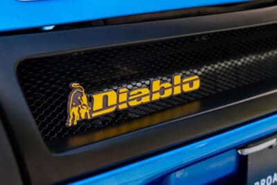 57万5000ドル（邦貨換算約約8480万円）で現在も販売中のランボルギーニ「ディアブロ SV モントレーエディション」（C）Courtesy of Broad Arrow