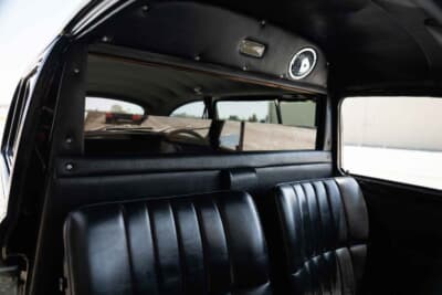 33万5000ドル（邦貨換算約4940万円）で落札されたフォルクスワーゲン「ビートル リムジン」C）Courtesy of RM Sotheby's