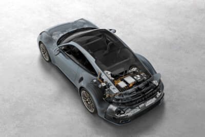 ポルシェ911ターボS:2つのターボチャージャーが優れたレスポンスを発揮