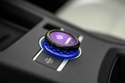 フォルクスワーゲンT-Roc：操作性各部にこだわりの素材と最新技術を採用